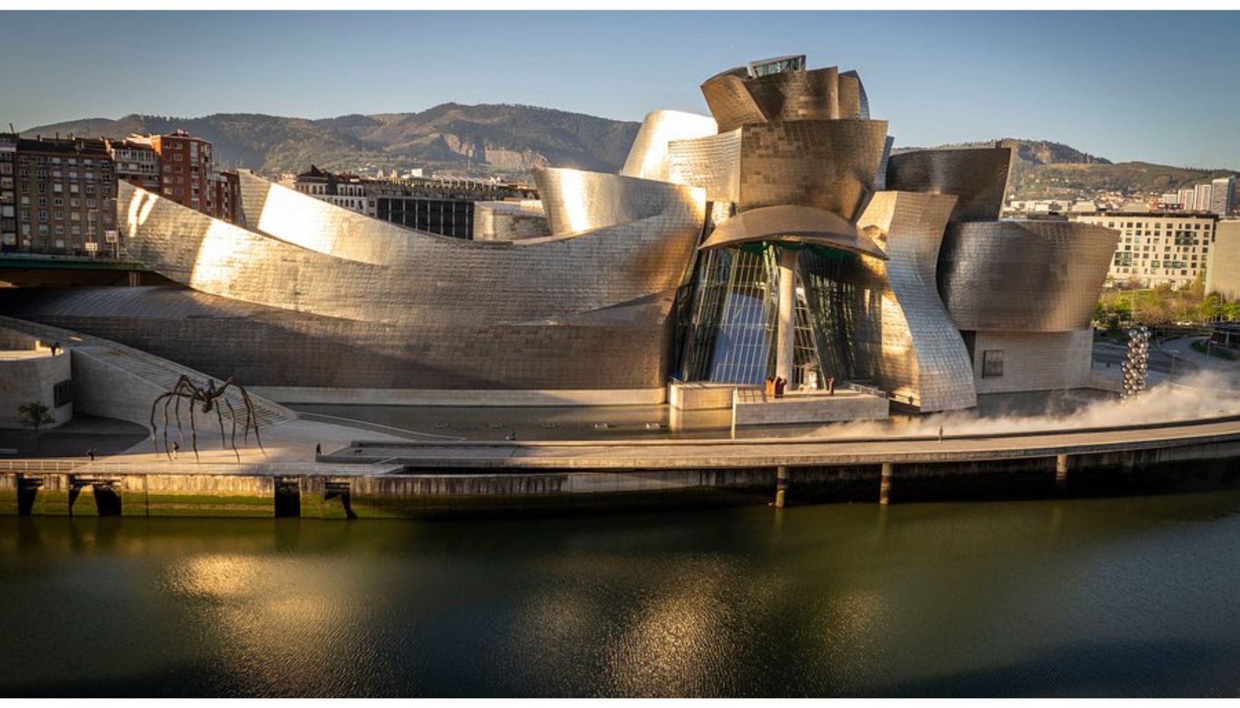 Guggenheim Museum Bilbao (2)